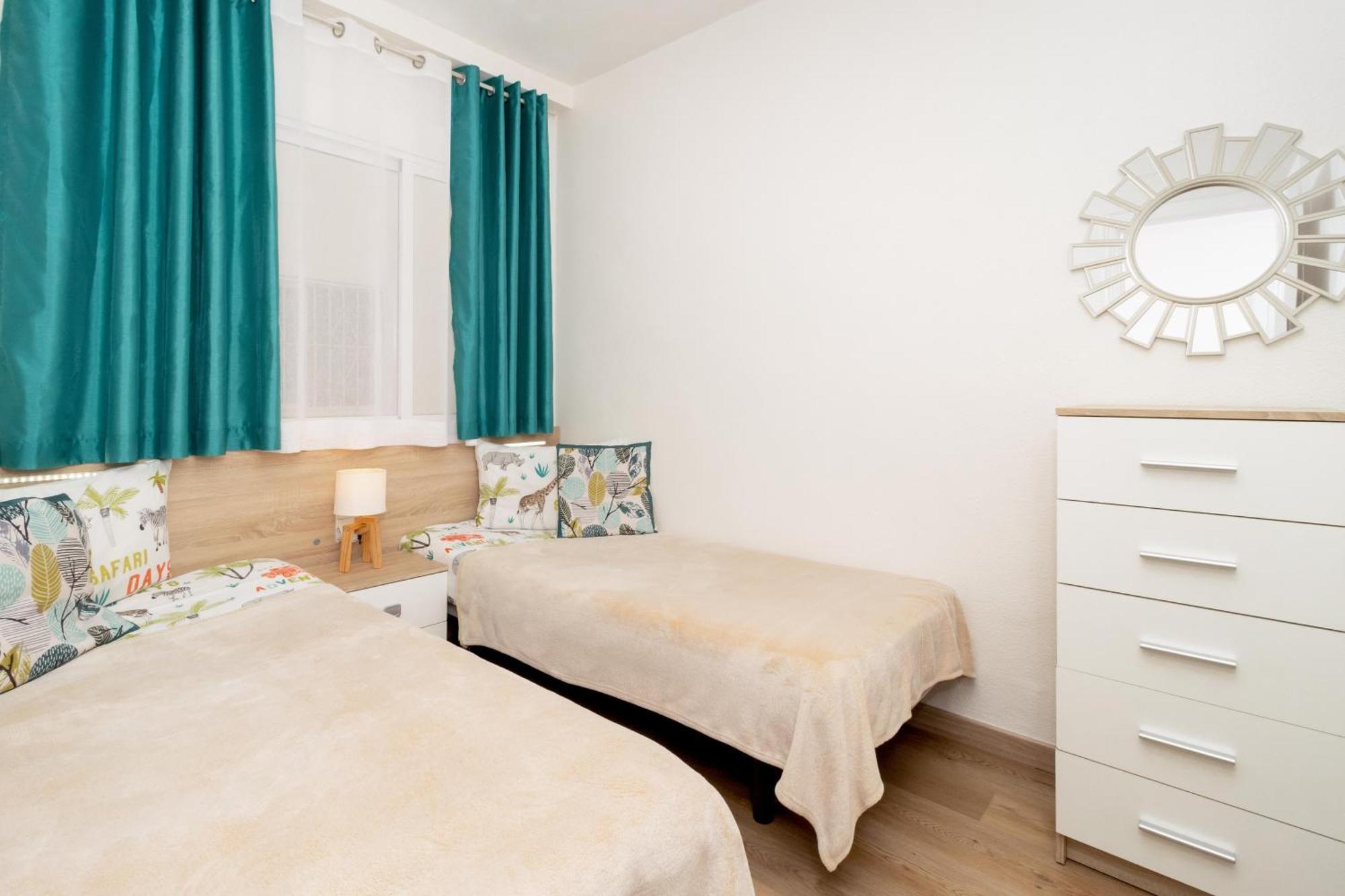 Jose Hurtado Apartamento Torrevieja Eksteriør bilde