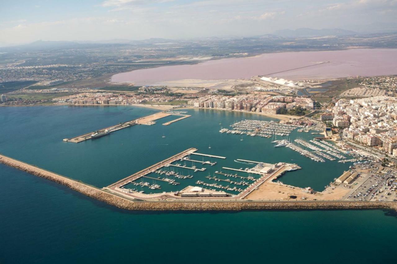 Jose Hurtado Apartamento Torrevieja Eksteriør bilde